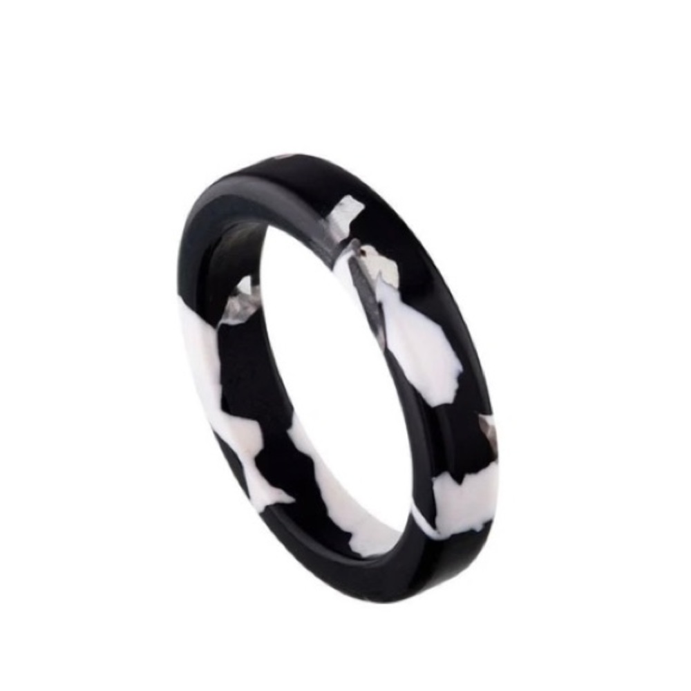 Machete thin stack ring in Noir Tortoise size 7.5